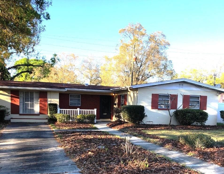 2703 AUBURN AVENUE W TAMPA, FL 33614