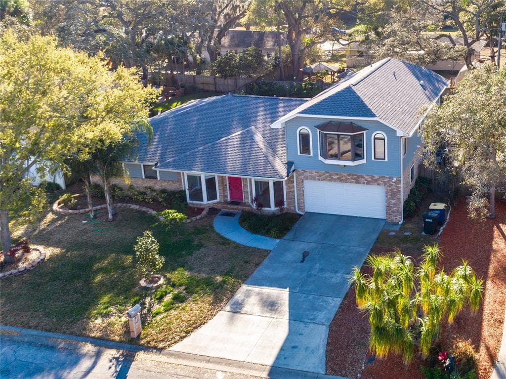 812 WILLOWBRANCH AVENUE CLEARWATER, FL 33764