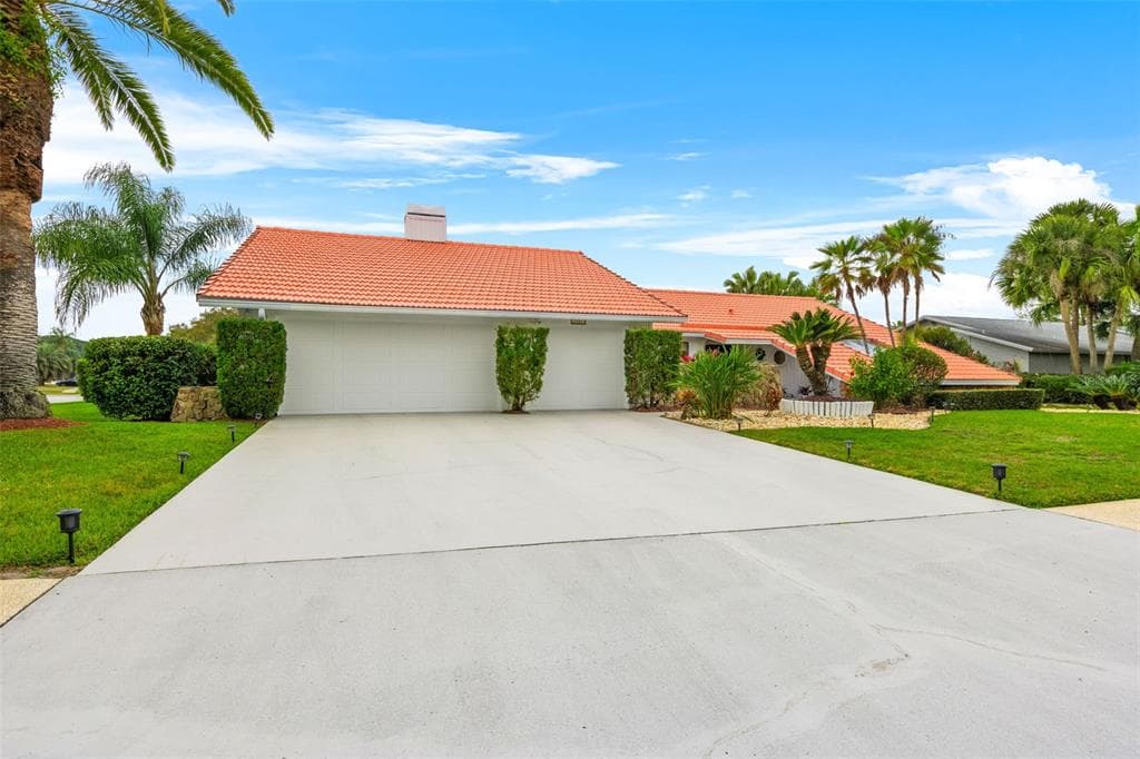 2886 GREEN MEADOW COURT CLEARWATER, FL 33761