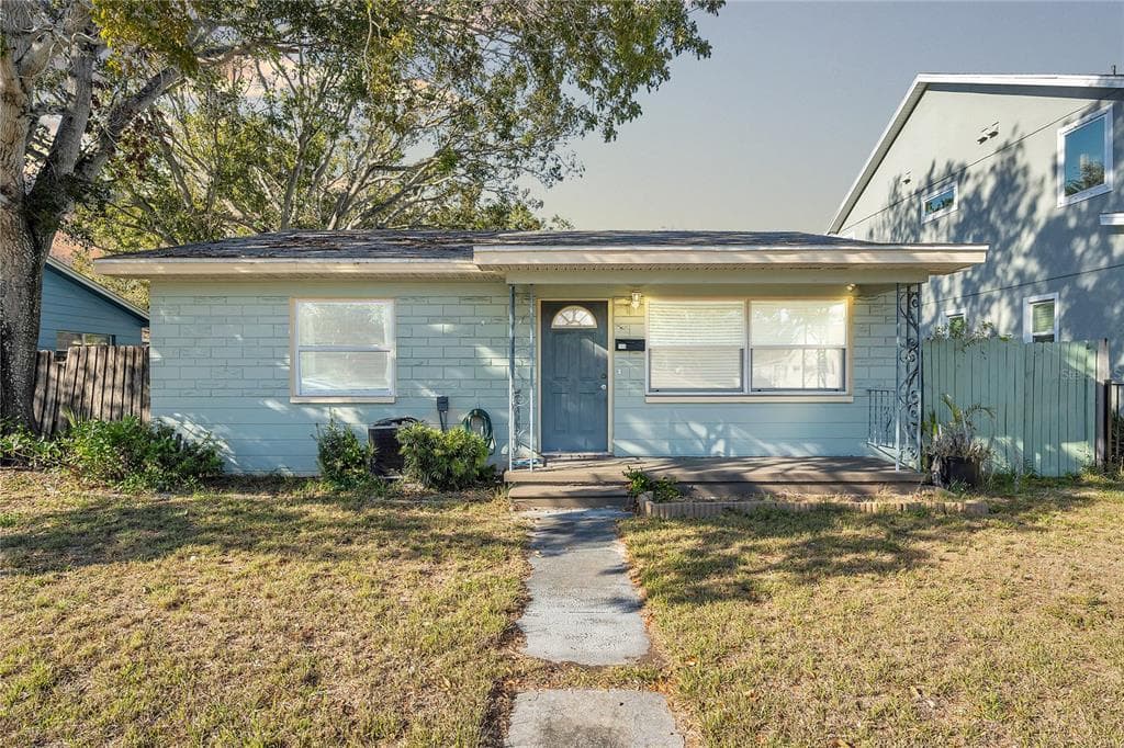 1769 38TH AVENUE N ST PETERSBURG, FL 33713
