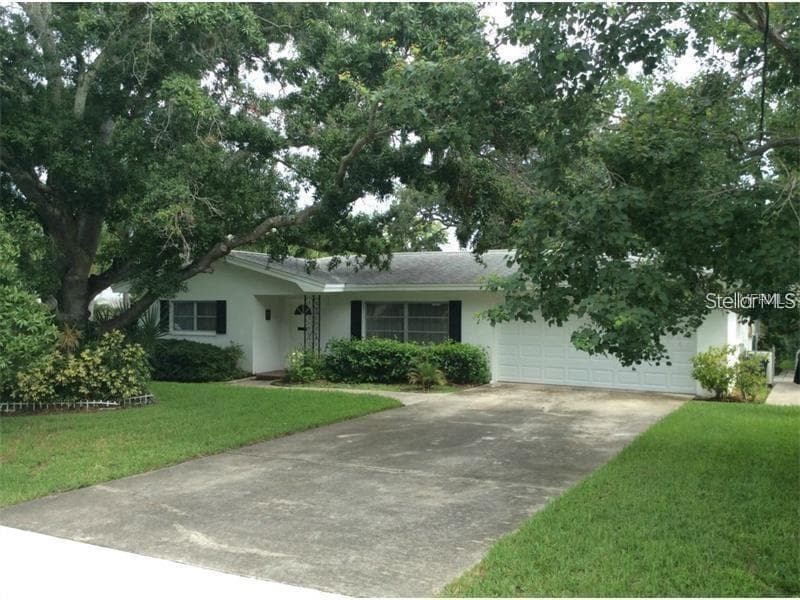 304 MEHLENBACHER ROAD BELLEAIR, FL 33756