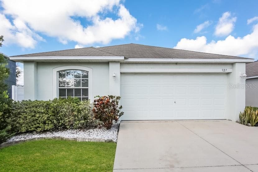 927 BRENTON LEAF DRIVE RUSKIN, FL 33570