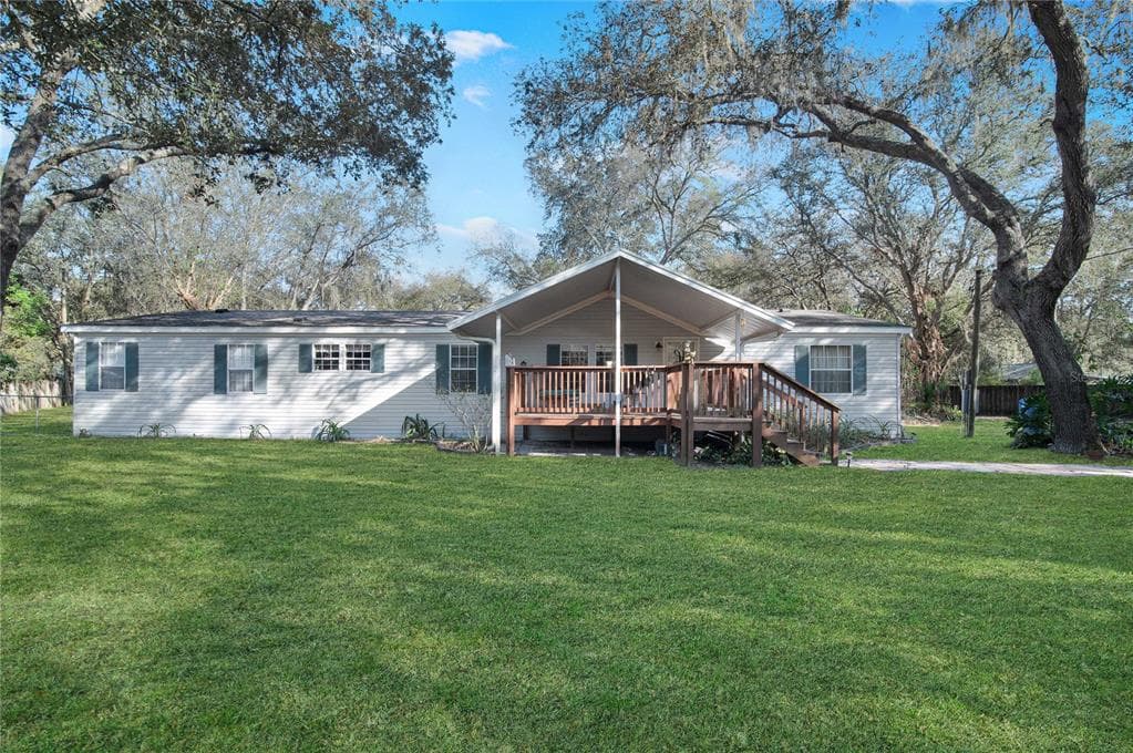 3028 RANCH PLACE BOULEVARD ZEPHYRHILLS, FL 33541