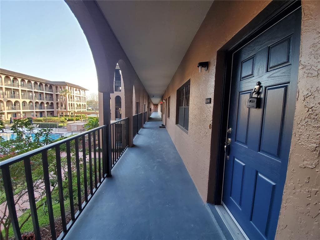 6100 GULFPORT BOULEVARD S UNIT 206 GULFPORT, FL 33707