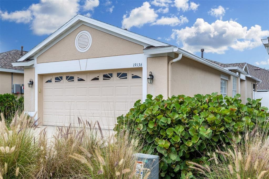 19136 WEYMOUTH DRIVE LAND O LAKES, FL 34638