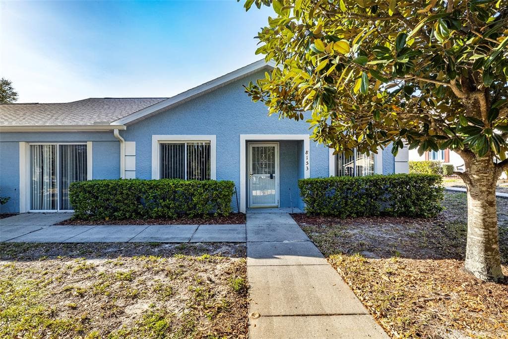 8153 STURBRIDGE COURT UNIT 8153 WEEKI WACHEE, FL 34613