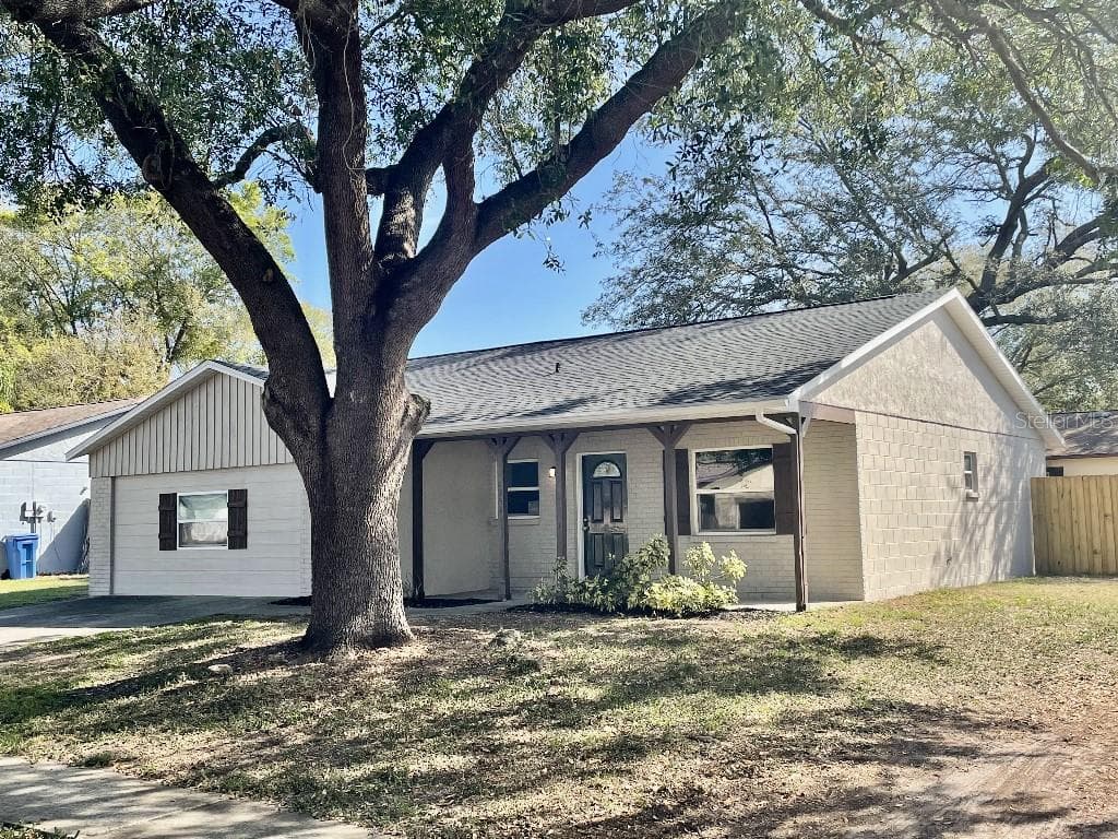 2806 LINDEN TREE STREET SEFFNER, FL 33584