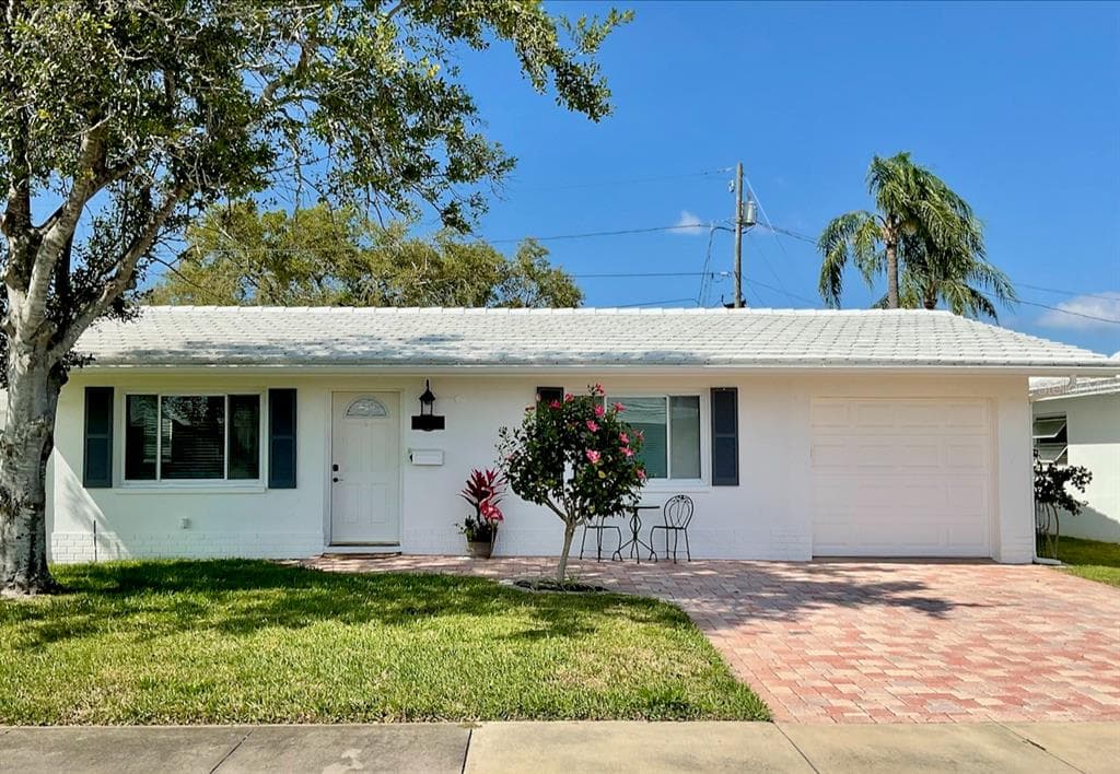 3811 100TH PLACE N UNIT 3811 PINELLAS PARK, FL 33782