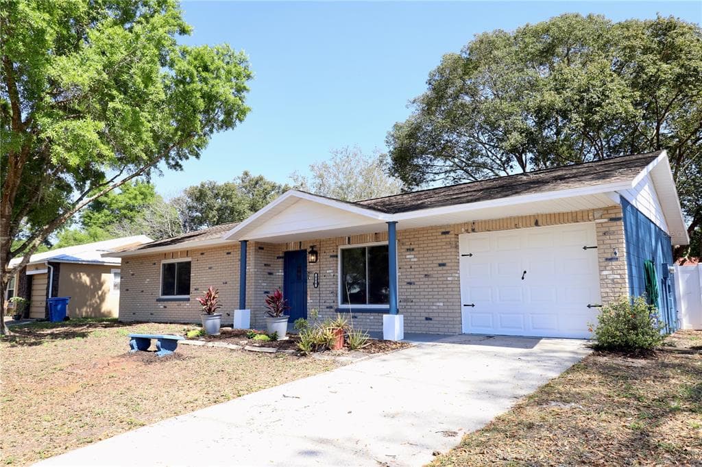 904 CUTLER DRIVE SEFFNER, FL 33584