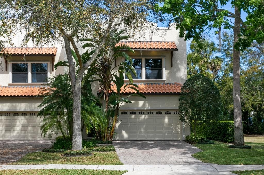 2211 HAWICK LANE WINTER PARK, FL 32792