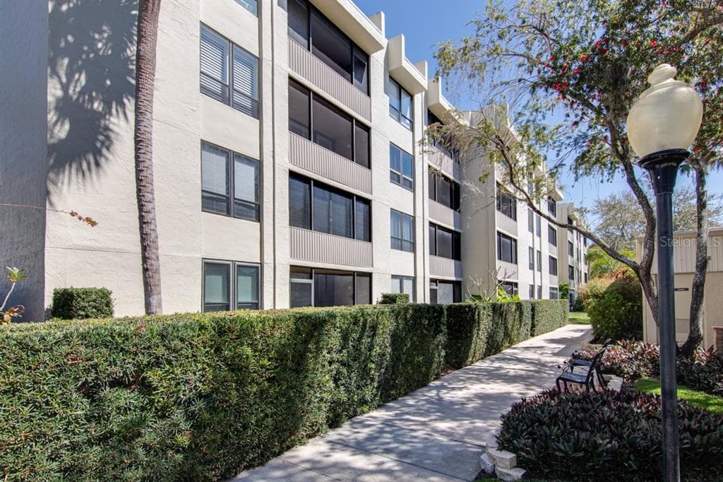 2615 COVE CAY DRIVE UNIT 205 CLEARWATER, FL 33760