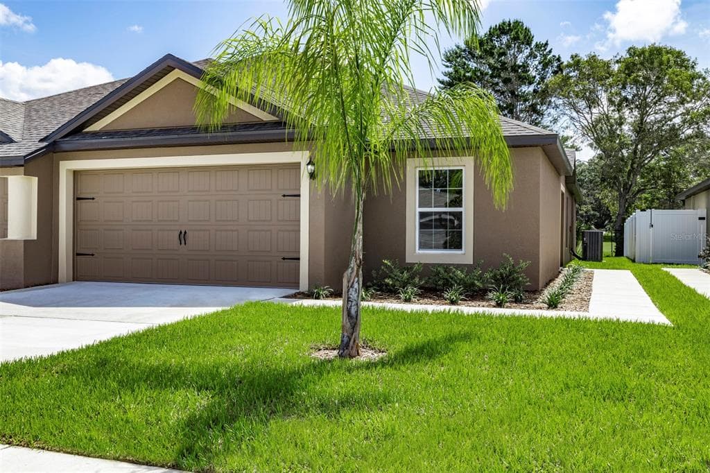 8909 SOUTHERN CHARM CIRCLE BROOKSVILLE, FL 34613