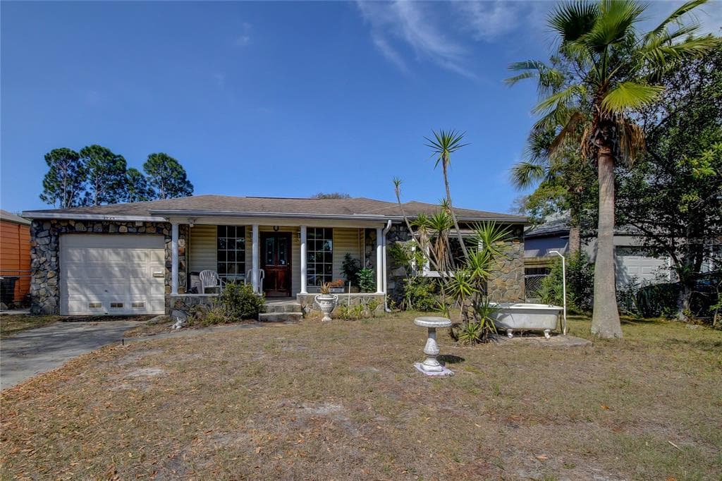 1524 CLEVELAND STREET CLEARWATER, FL 33755