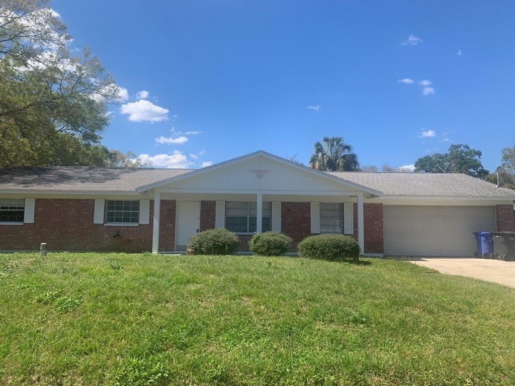17318 LYNNETTE DRIVE LUTZ, FL 33549