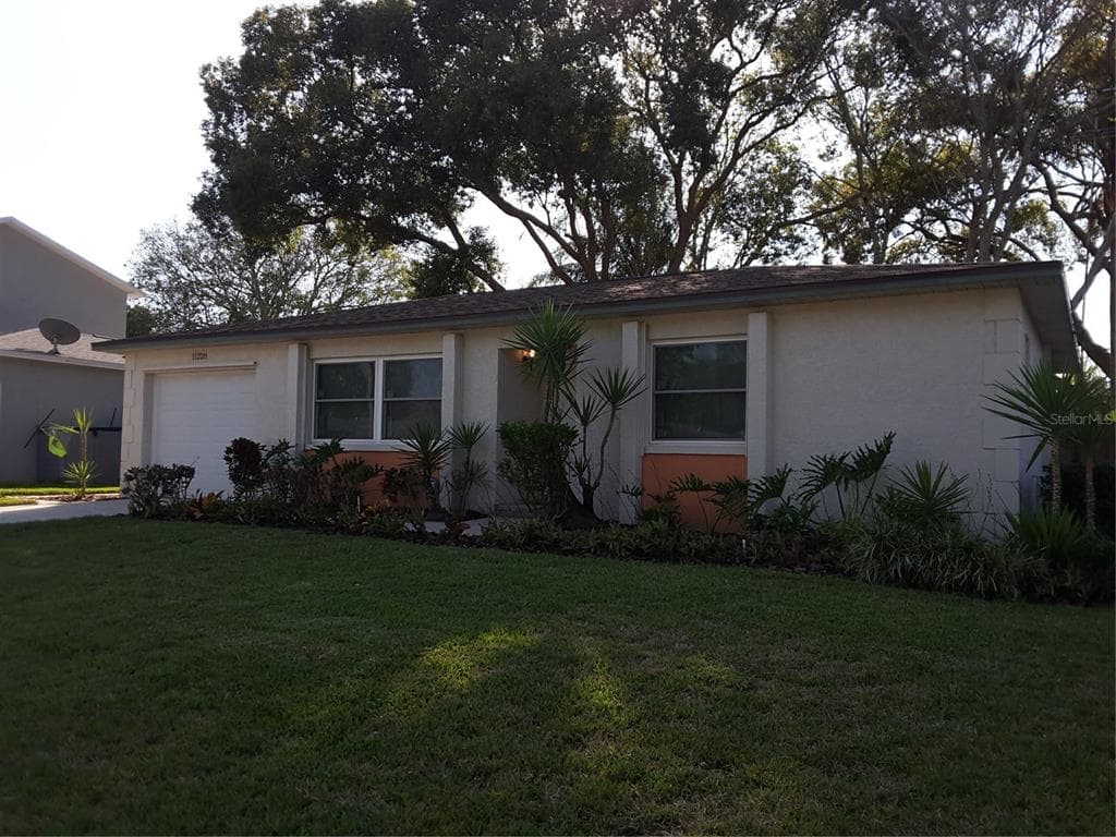 11228 LONGHILL DRIVE N PINELLAS PARK, FL 33782