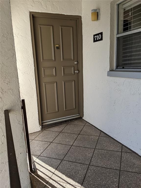 7701 STARKEY ROAD UNIT 710 SEMINOLE, FL 33777