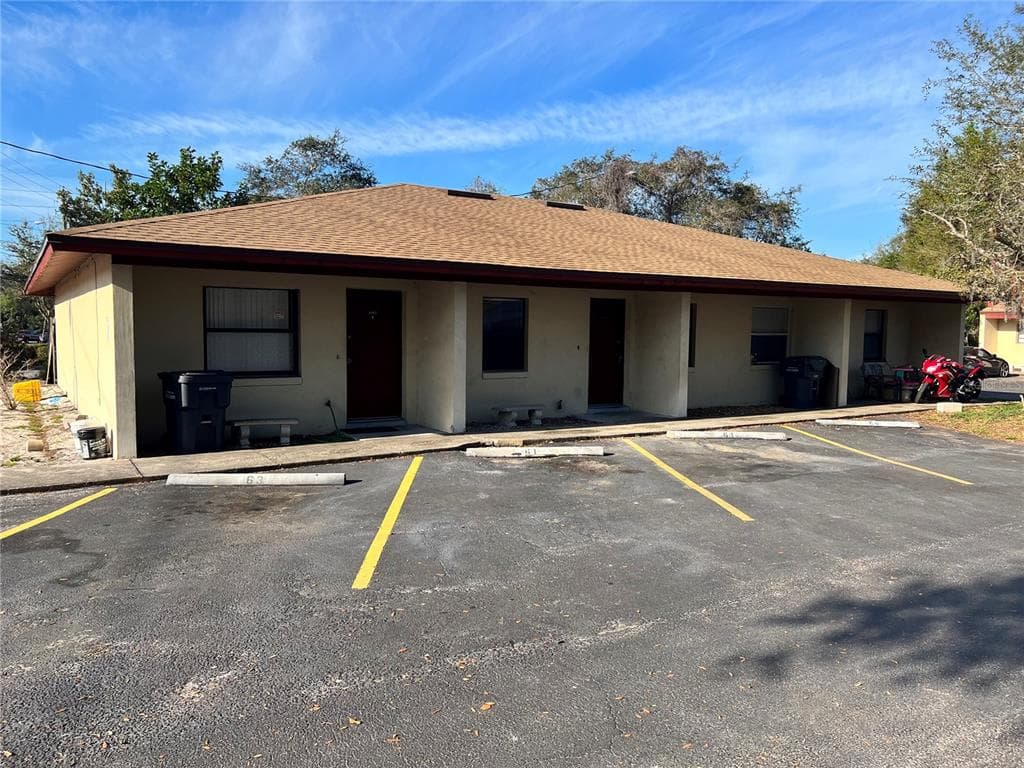 1061 SPIRIT LAKE ROAD WINTER HAVEN, FL 33880