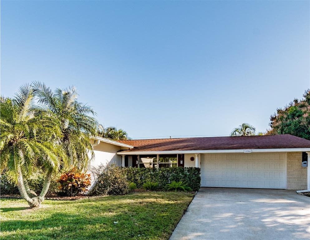 13582 87TH AVENUE SEMINOLE, FL 33776