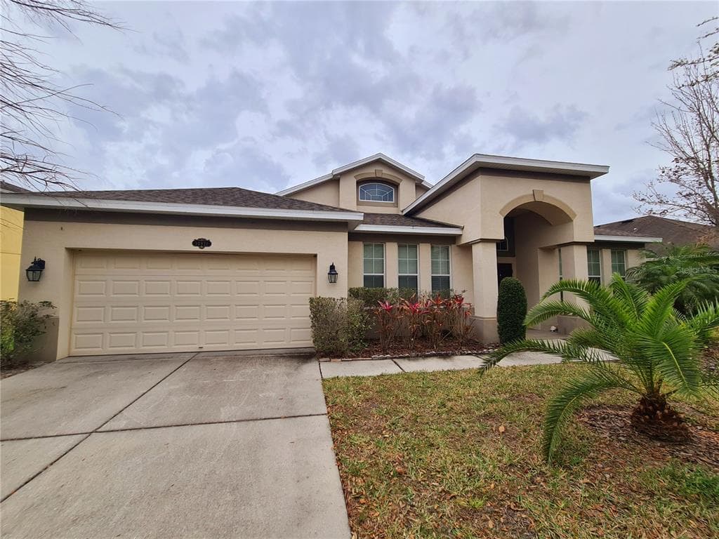 10831 BREAKING ROCKS DRIVE TAMPA, FL 33647