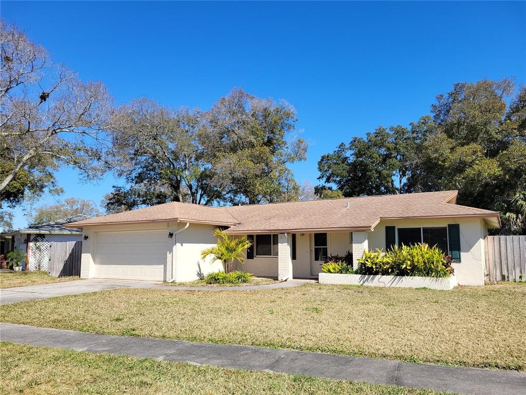 6345 WOODLAND BOULEVARD N PINELLAS PARK, FL 33781