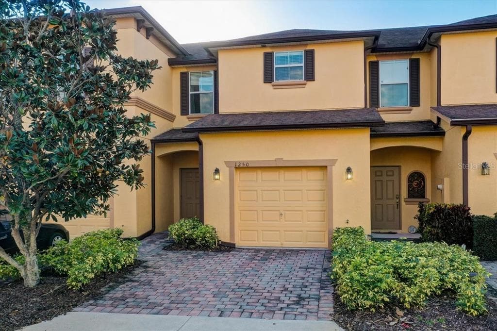 1250 TWIN TREES LANE SANFORD, FL 32771
