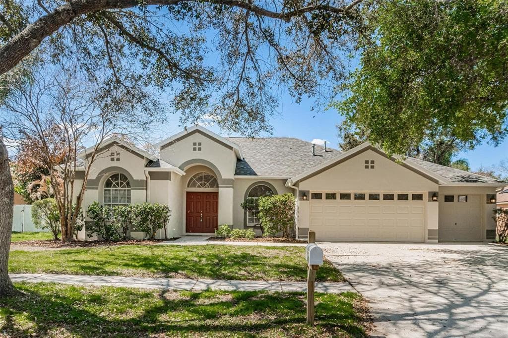 9611 GREENBANK DRIVE RIVERVIEW, FL 33569