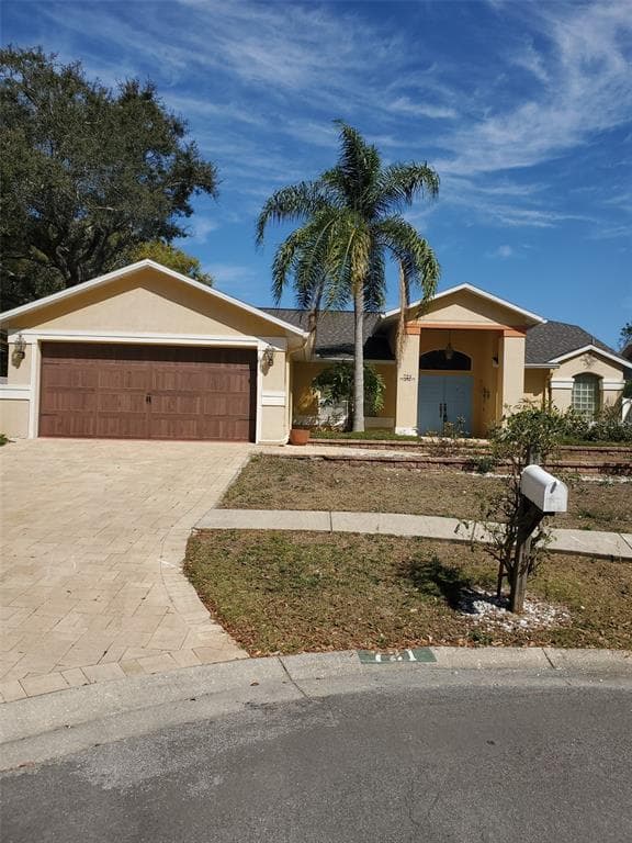 721 BRITTANY PARK BOULEVARD TARPON SPRINGS, FL 34689
