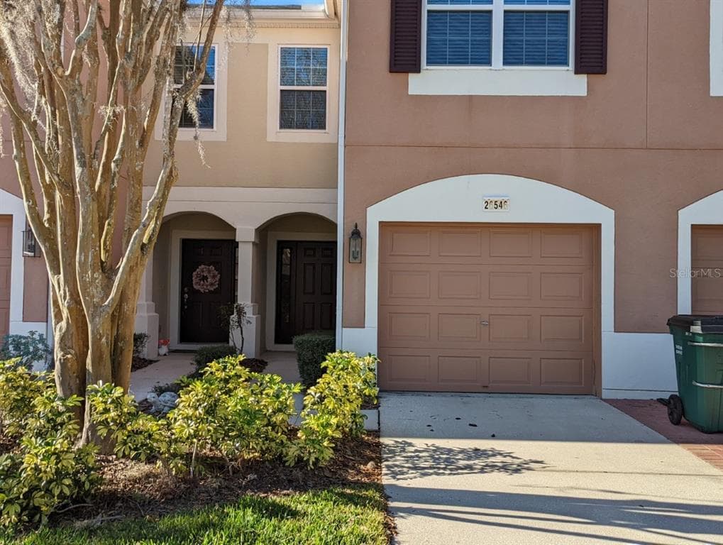26546 CHIMNEY SPIRE LANE WESLEY CHAPEL, FL 33544