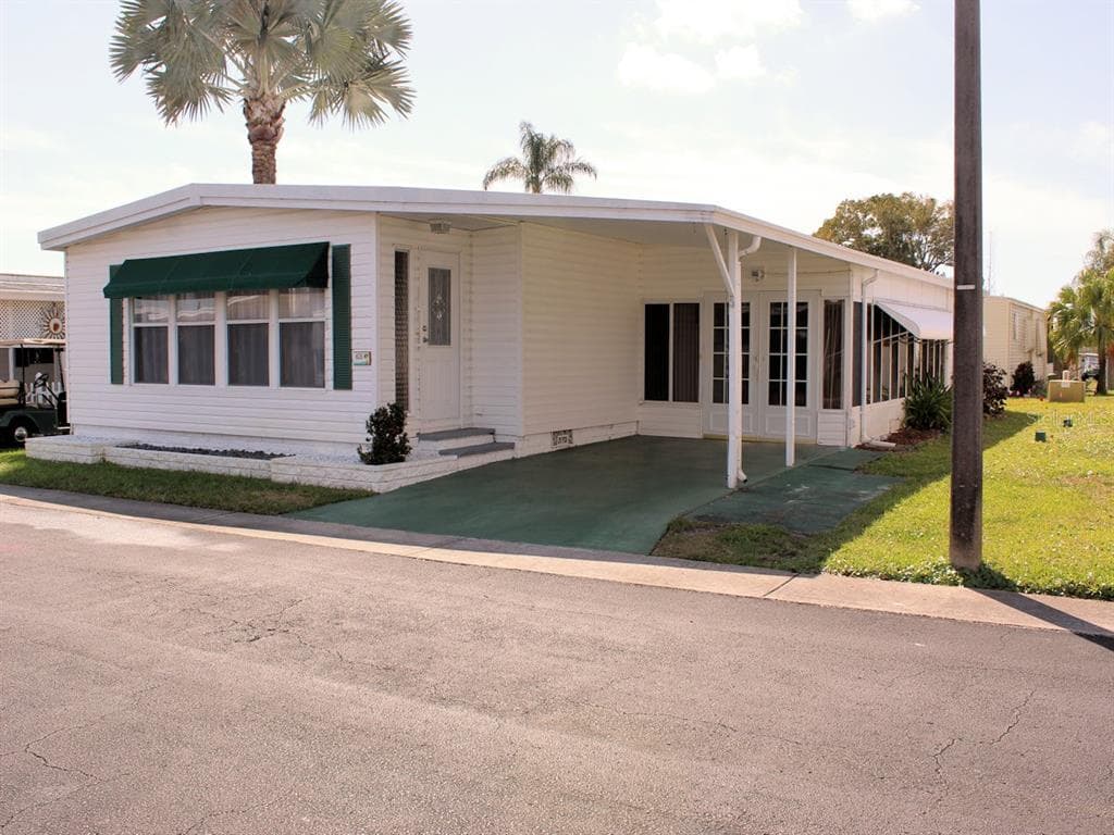 426 KING PALM STREET LARGO, FL 33778