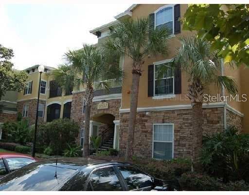 10023 COURTNEY PALMS BOULEVARD UNIT 202 TAMPA, FL 33619