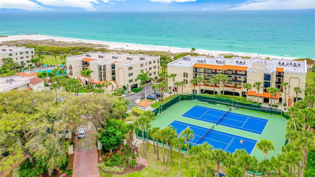 7564 BAYSHORE DRIVE UNIT 206 TREASURE ISLAND, FL 33706