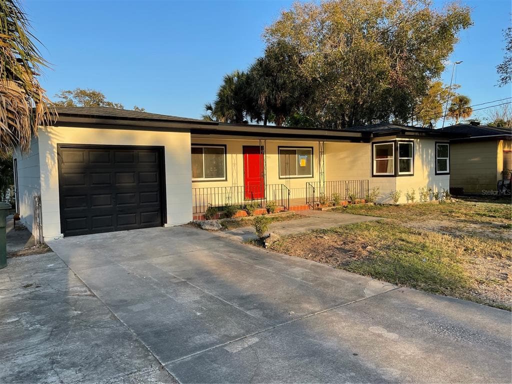 751 WHITE STREET DAYTONA BEACH, FL 32114