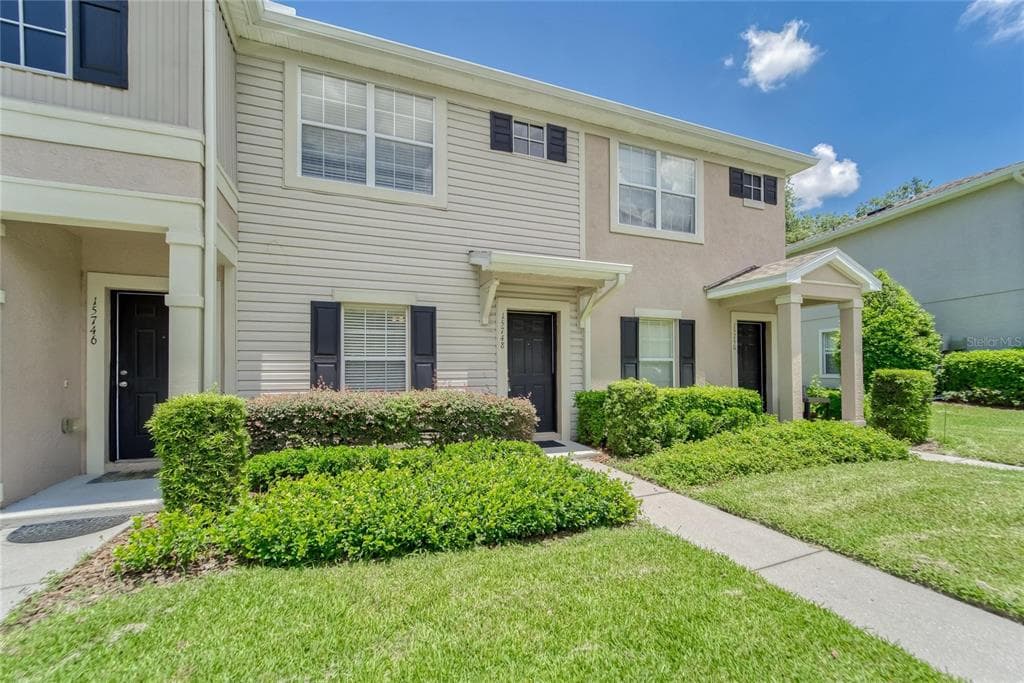 15748 FISHHAWK FALLS DRIVE UNIT 15748 LITHIA, FL 33547