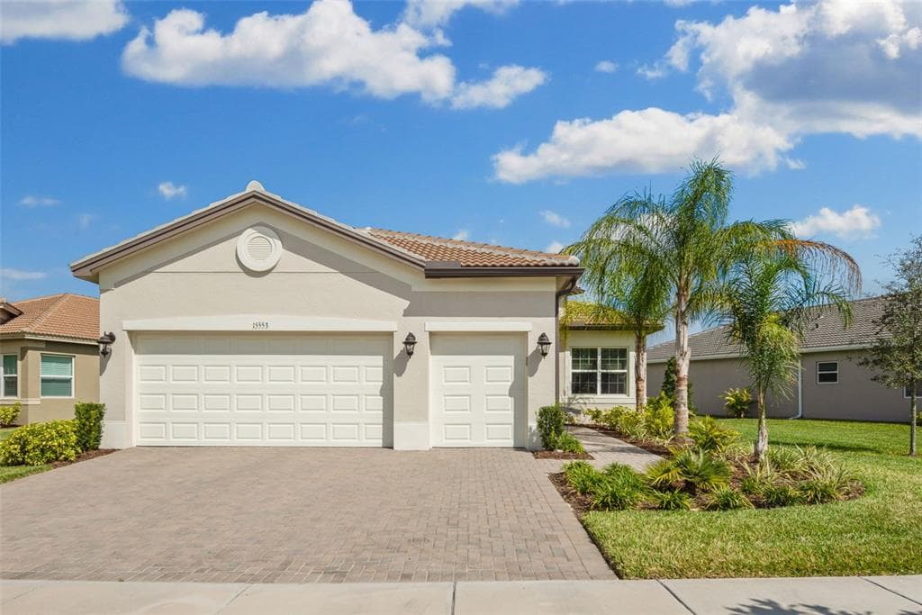 15553 CORONA DEL MAR DRIVE WIMAUMA, FL 33598