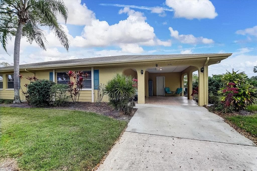 1001 HAREFIELD CIRCLE UNIT 41 SUN CITY CENTER, FL 33573
