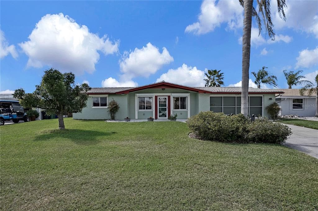 5049 GLENN DRIVE NEW PORT RICHEY, FL 34652