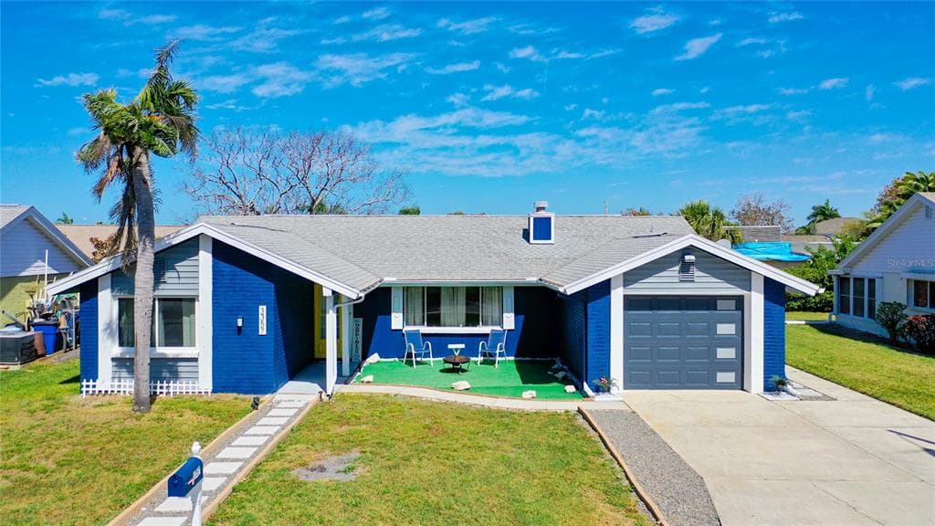 3357 HONEYMOON LANE HOLIDAY, FL 34691