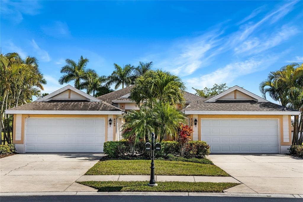 4360 AVIAN AVENUE AVENUE FORT MYERS, FL 33916