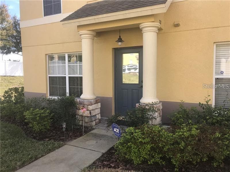 211 HARDCASTLE PL VALRICO, FL 33594