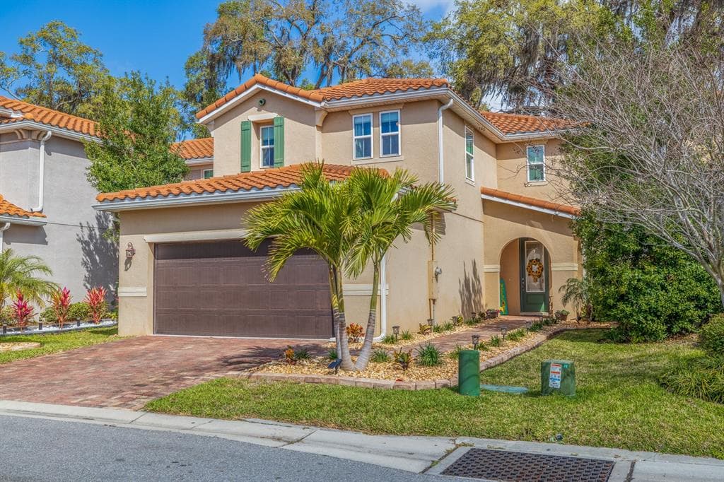 10221 GRAND OAK CIRCLE