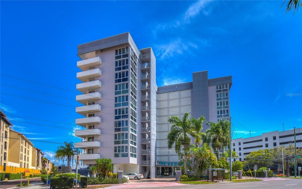 470 3RD STREET S UNIT 712 ST PETERSBURG, FL 33701