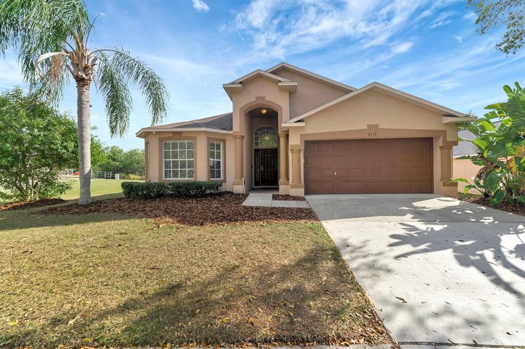 9117 EGRET COVE CIRCLE RIVERVIEW, FL 33578