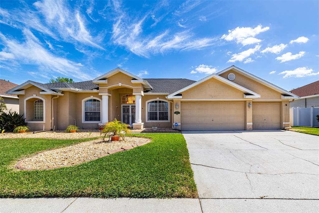 1111 FOX CHAPEL DRIVE LUTZ, FL 33549