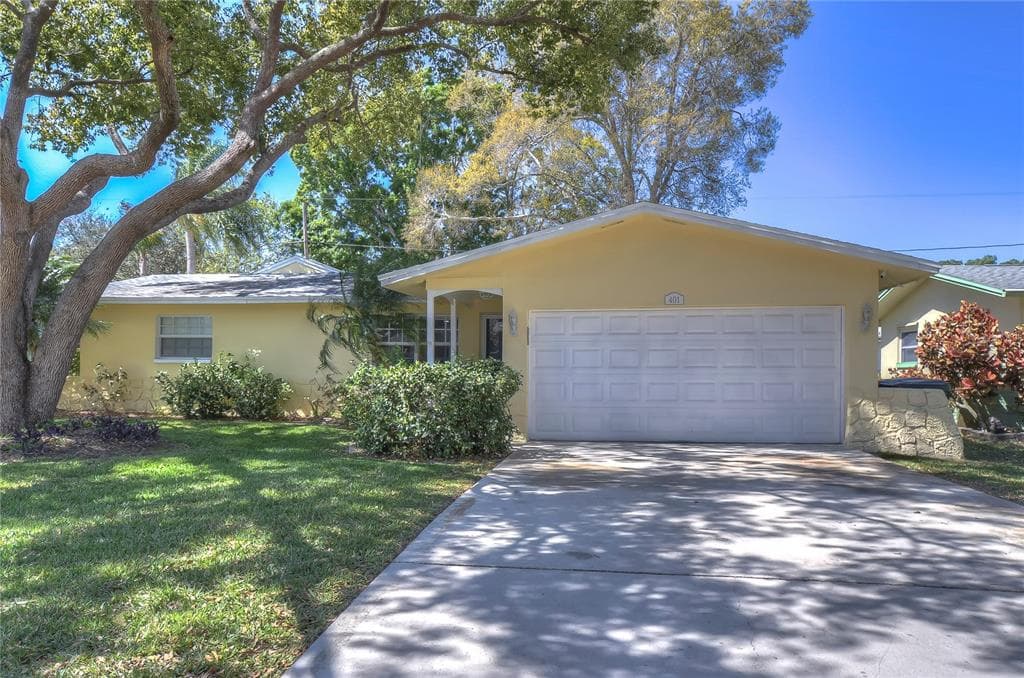 401 TRALEE STREET LARGO, FL 33770