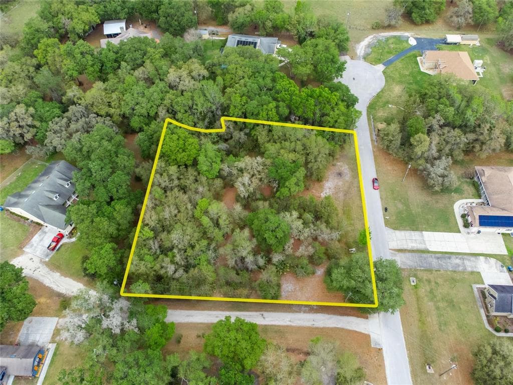 4509 HIGHLAND CREEK DRIVE PLANT CITY, FL 33567