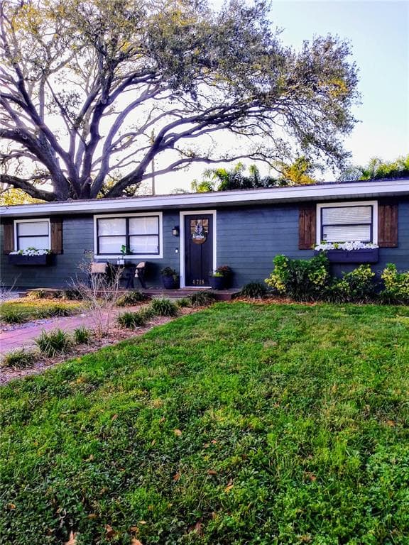 4718 W WALLACE AVENUE TAMPA, FL 33611