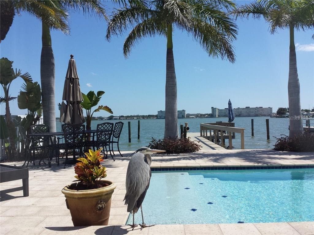 15433 2ND STREET E MADEIRA BEACH, FL 33708