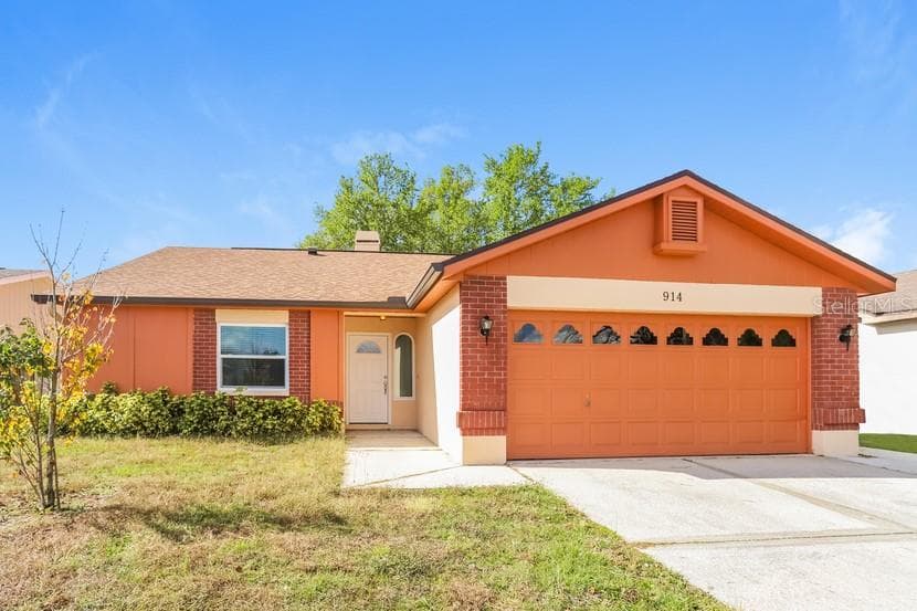 914 AXLEWOOD CIRCLE BRANDON, FL 33511
