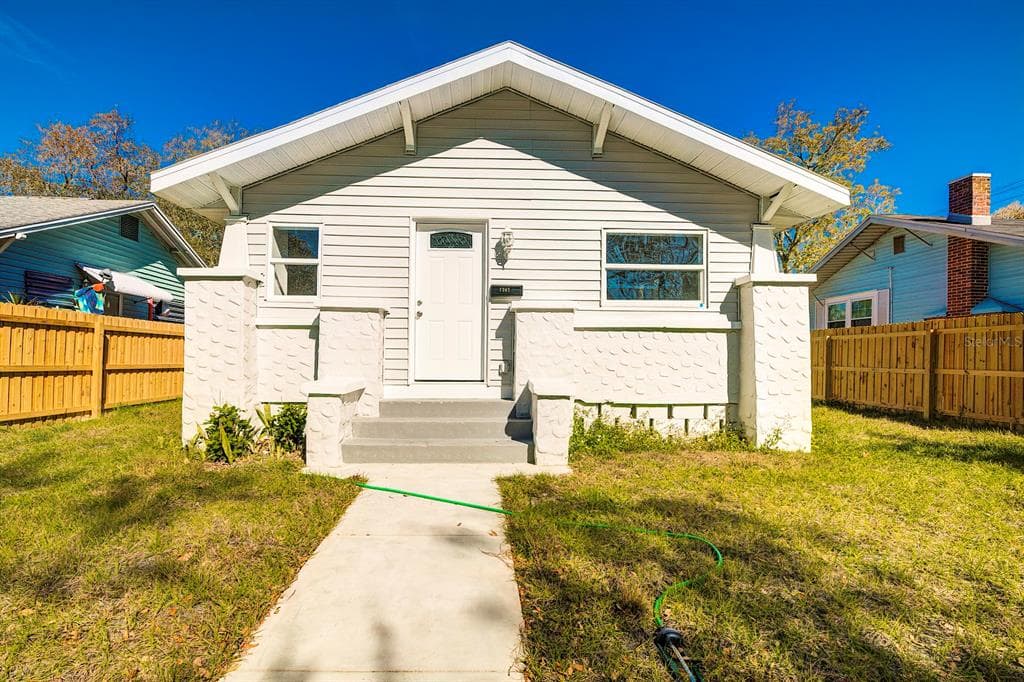7207 2ND AVENUE N ST PETERSBURG, FL 33710