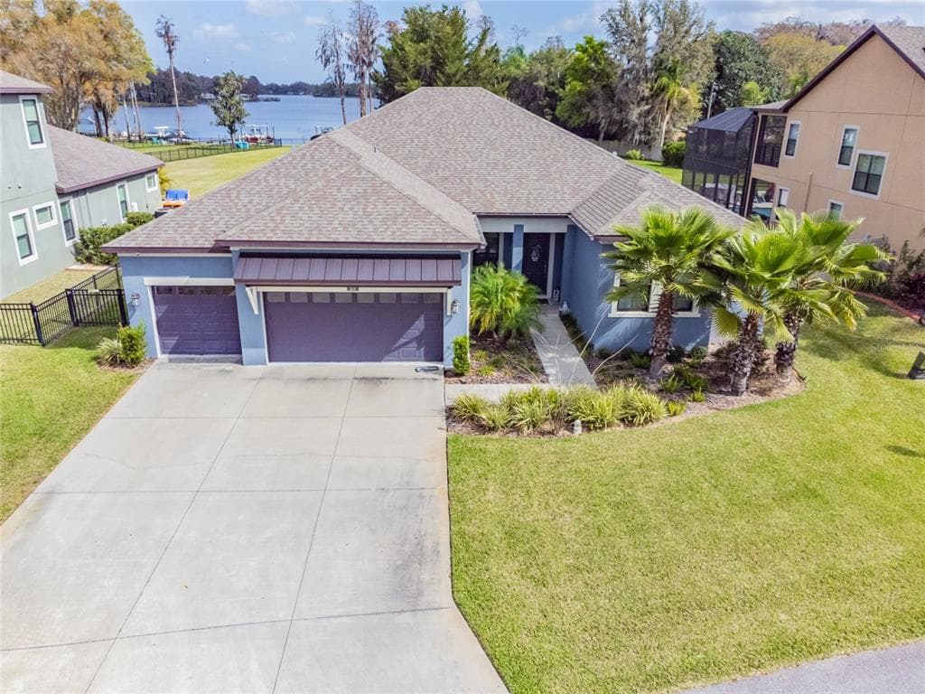 2578 LAKE MANOR DRIVE LAND O LAKES, FL 34639